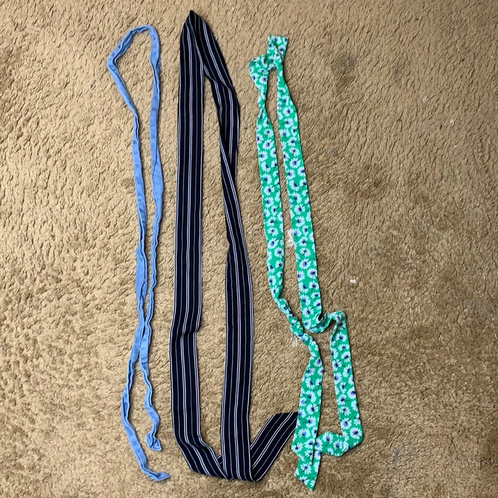 Assorted belt ties